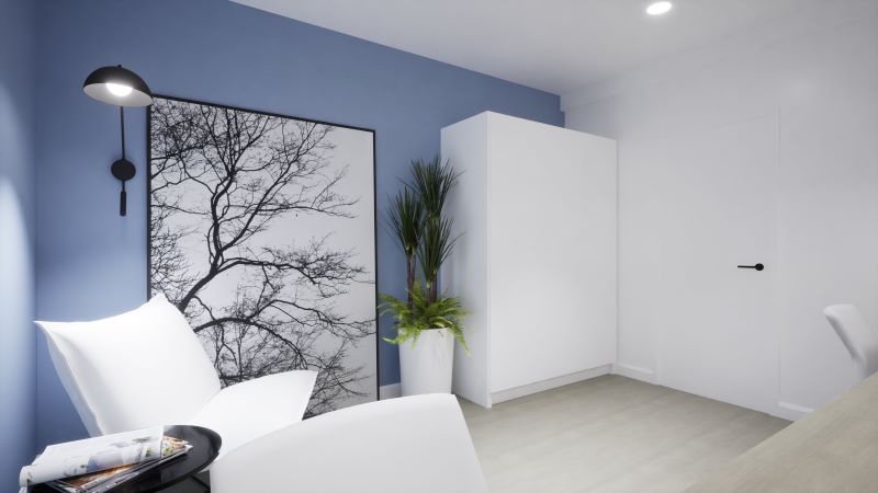 jasne-domowe-biuro-z-miejscem-relaksu